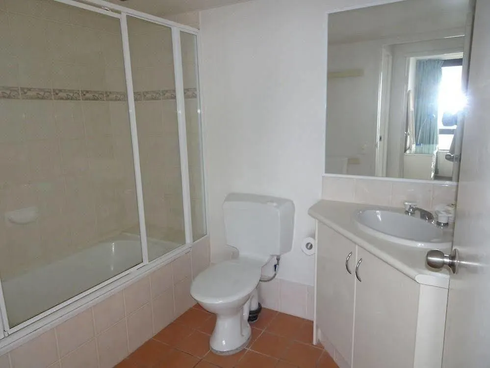 Hotel Carool Apartments Coolangatta